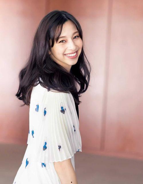 女明星网红合集图片高清,女明星网红高清图集风采掠影