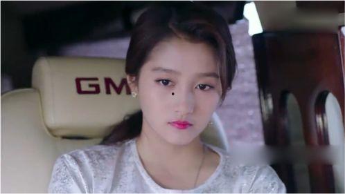 明星网红少女是谁图片,颜值与才华并存，她是如何成为新一代偶像的？