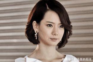 模仿明星网红长得丑的人,从模仿丑网红到闪耀星光的蜕变之旅