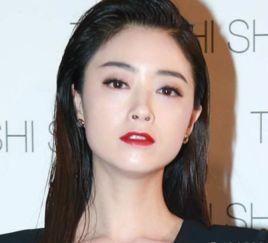 上镜明星网红是谁呀图片,谁是镜头下的焦点人物？