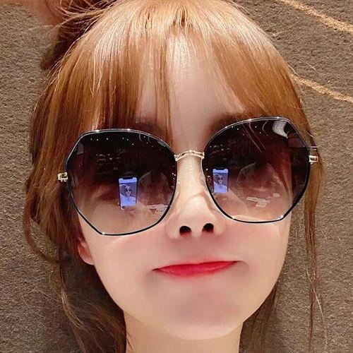 明星网红男女同款墨镜,时尚跨界新潮流